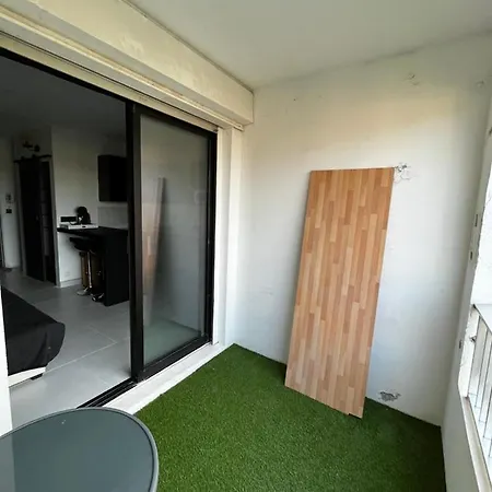 Bleu Ocean - Clim Et Piscine Proche Gare Apartment